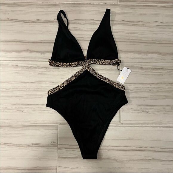 Leopard Print Contrast Trim Stretch Plunged Cut Out One-Piece Swimsuit XL NWT - Picture 9 of 9